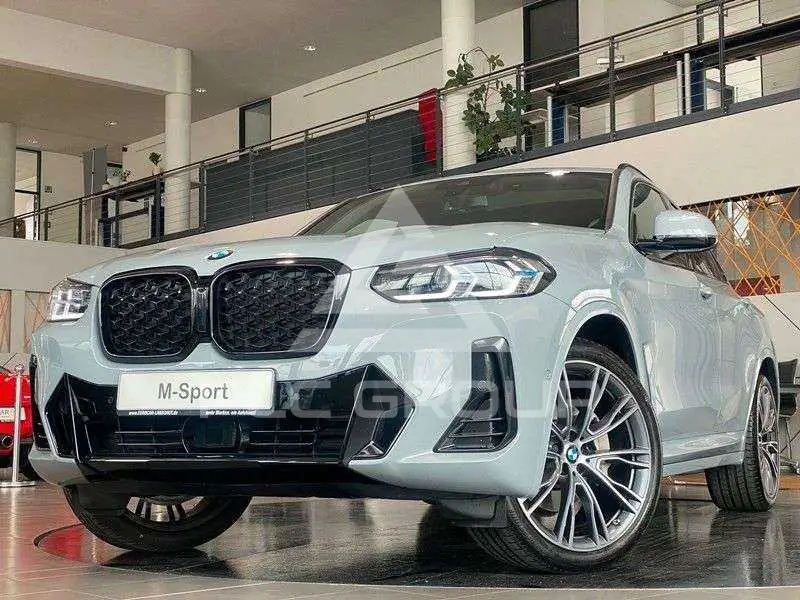 2023 BMW X4
