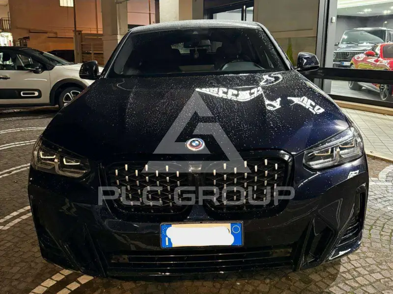2023 BMW X4