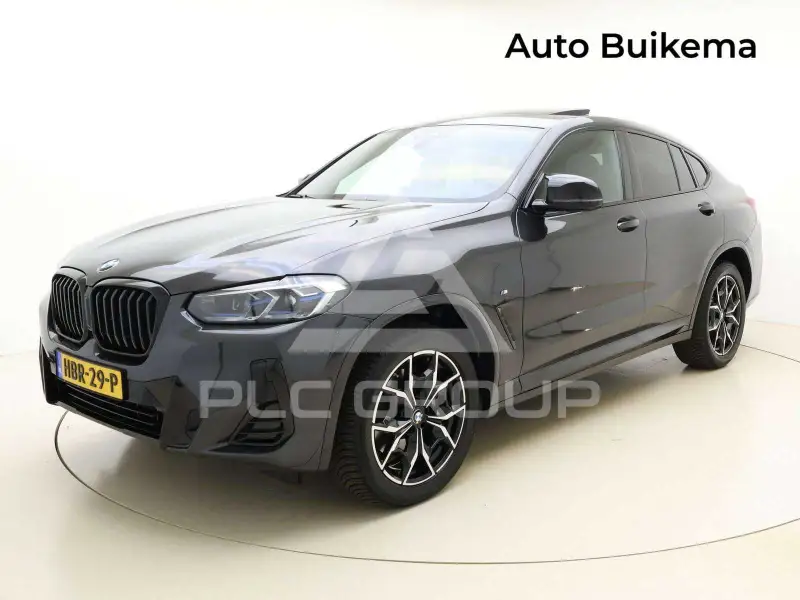 2023 BMW X4