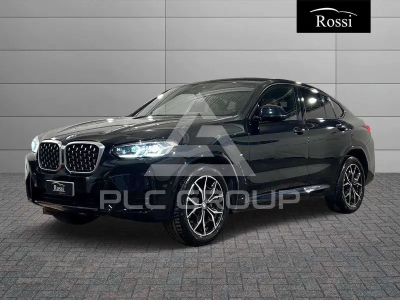2023 BMW X4