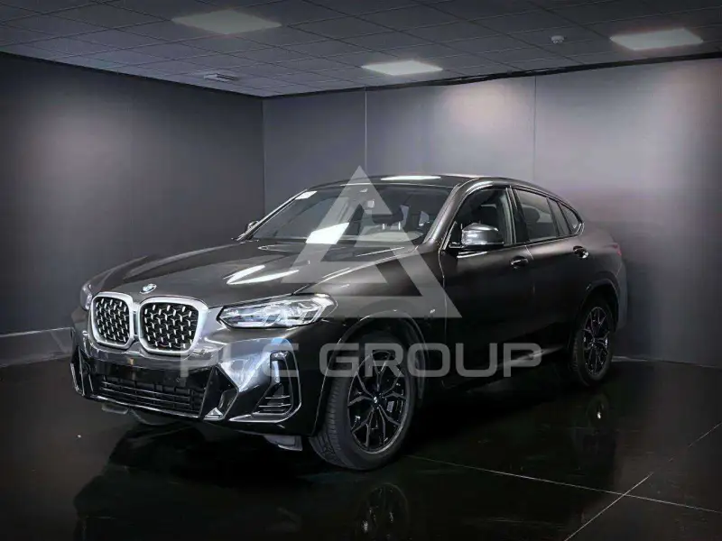 2023 BMW X4
