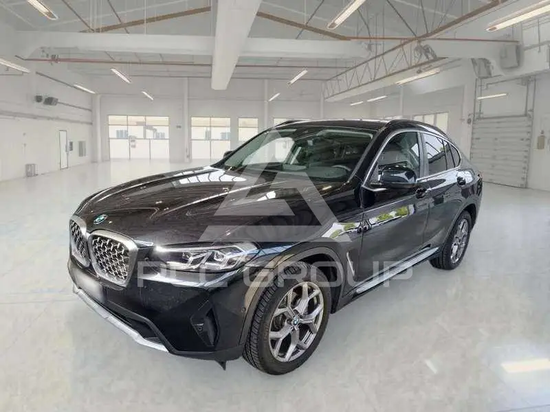 2023 BMW X4