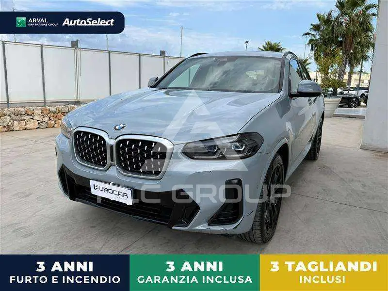 2023 BMW X4