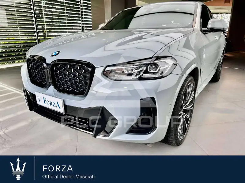 2023 BMW X4