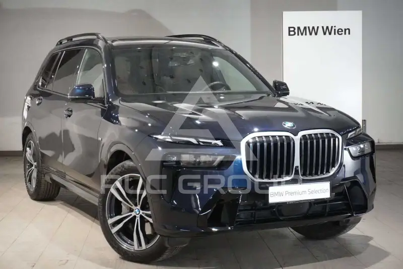 2023 BMW X7