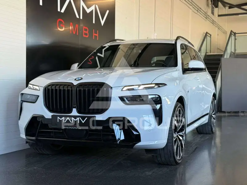 2023 BMW X7