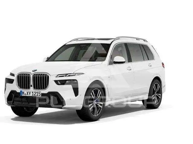 2023 BMW X7
