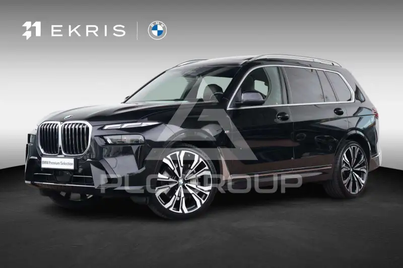 2023 BMW X7