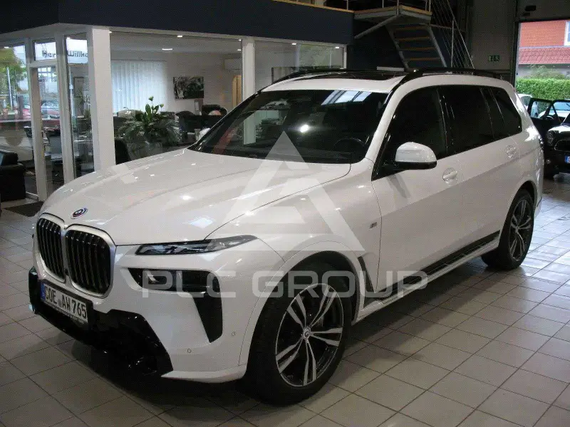2023 BMW X7