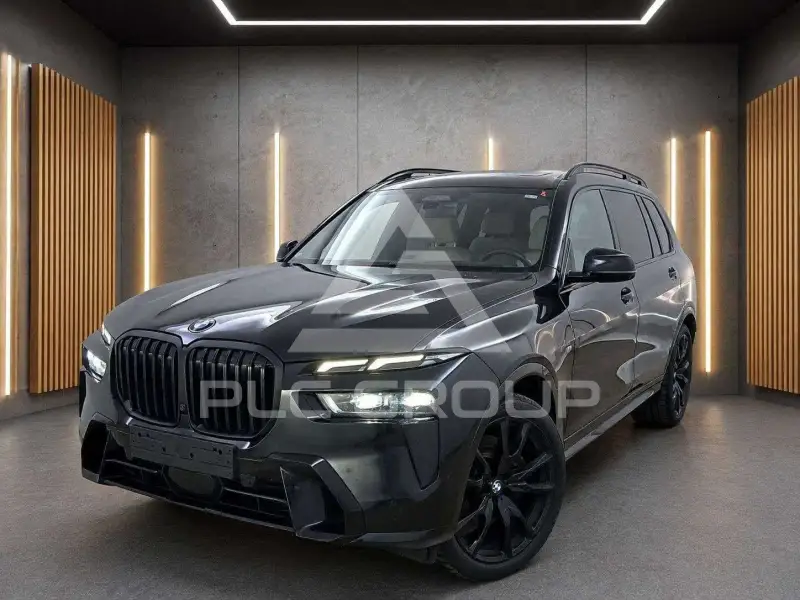 2023 BMW X7