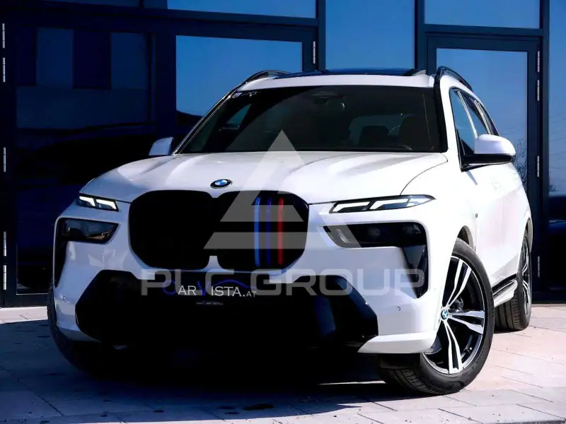 2023 BMW X7