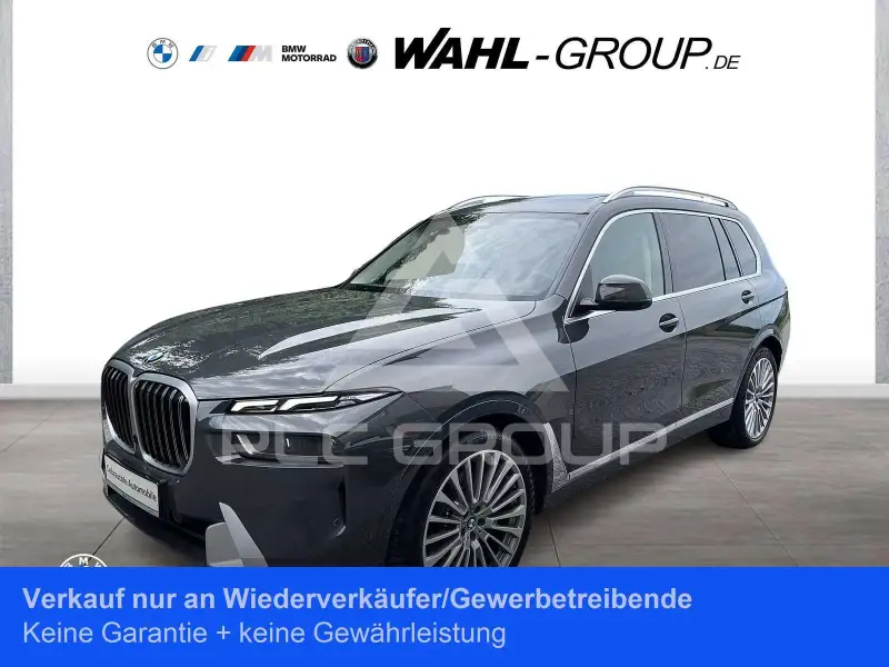 2023 BMW X7
