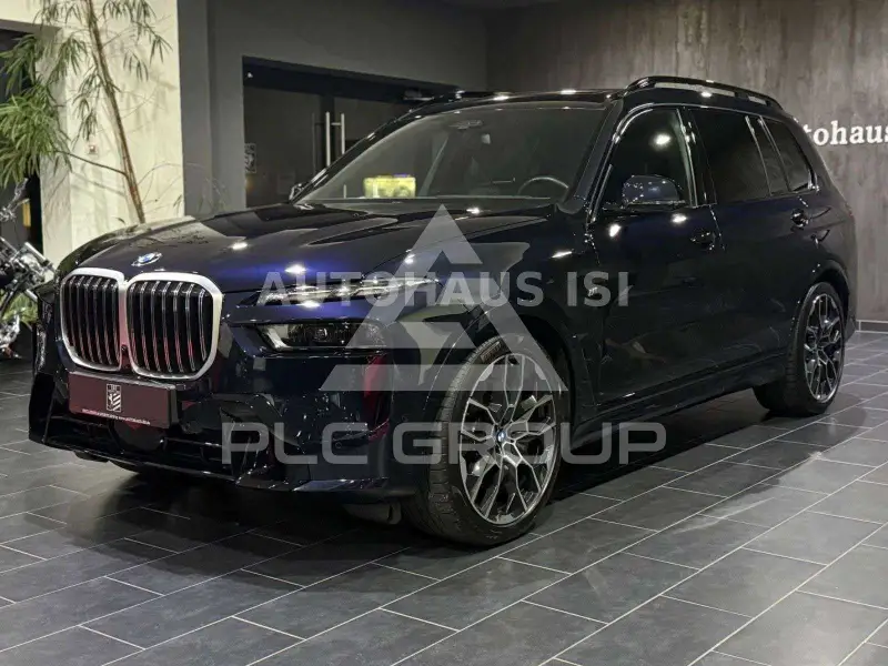 2023 BMW X7