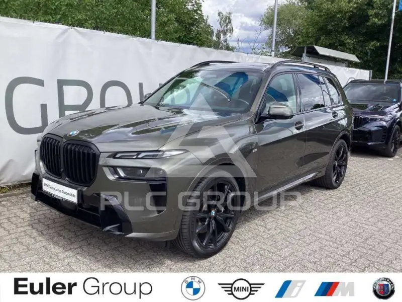 2023 BMW X7
