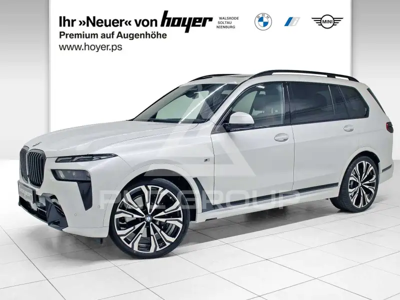 2023 BMW X7