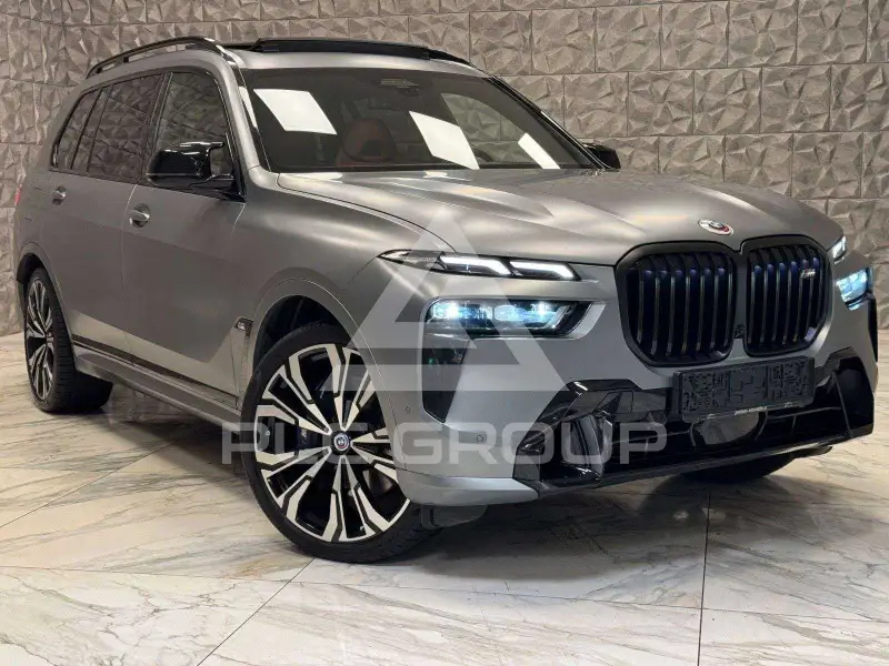 2023 BMW X7