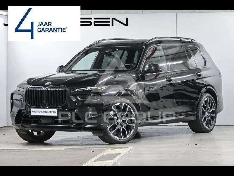 2023 BMW X7