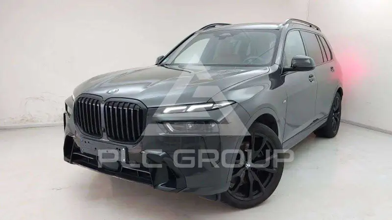 2023 BMW X7
