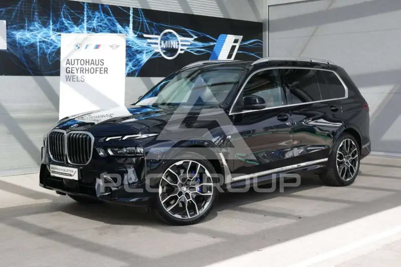 2023 BMW X7