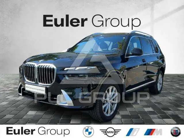 2023 BMW X7