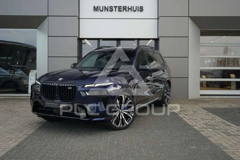 2023 BMW X7