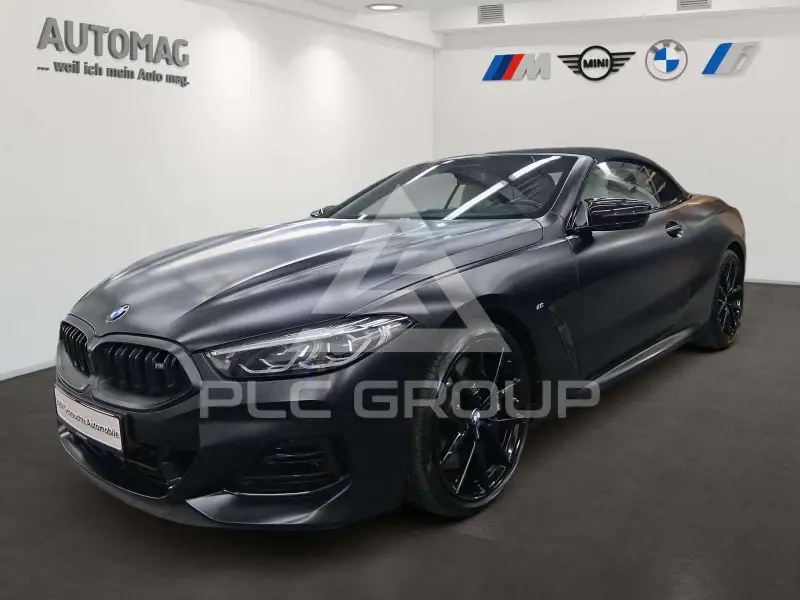 2023 BMW M8