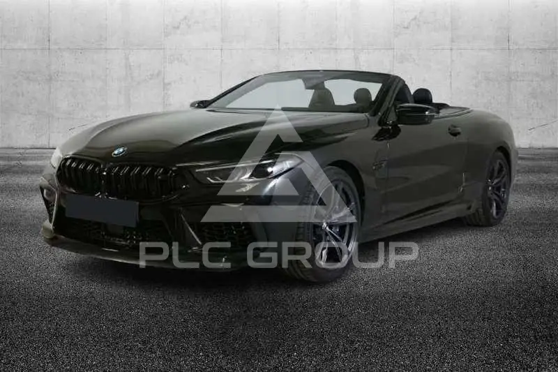 2023 BMW M8