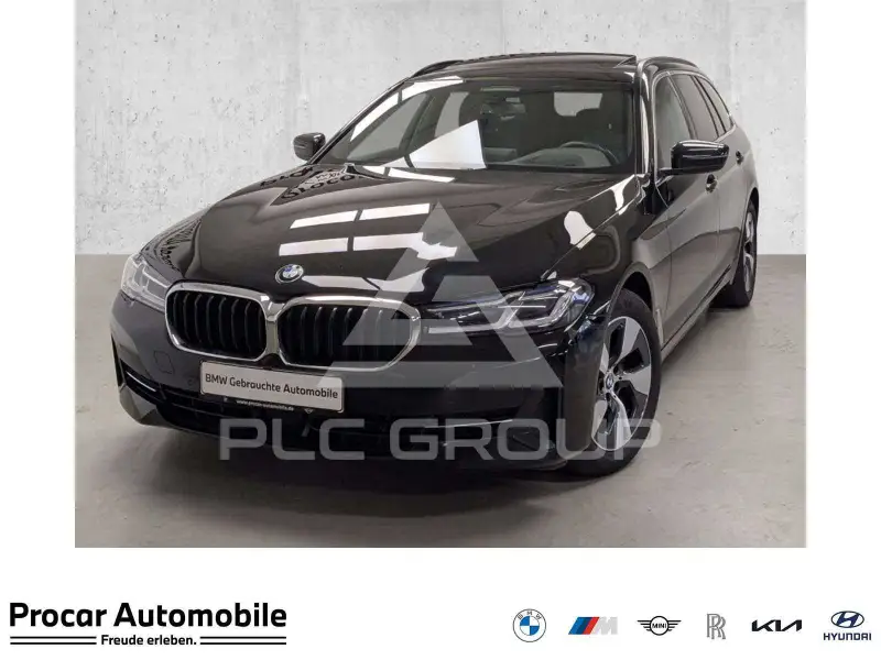 2023 BMW 520