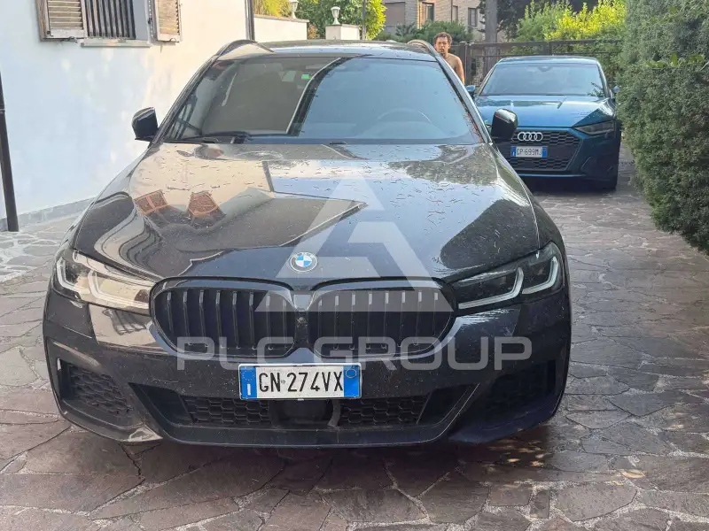 2023 BMW 520