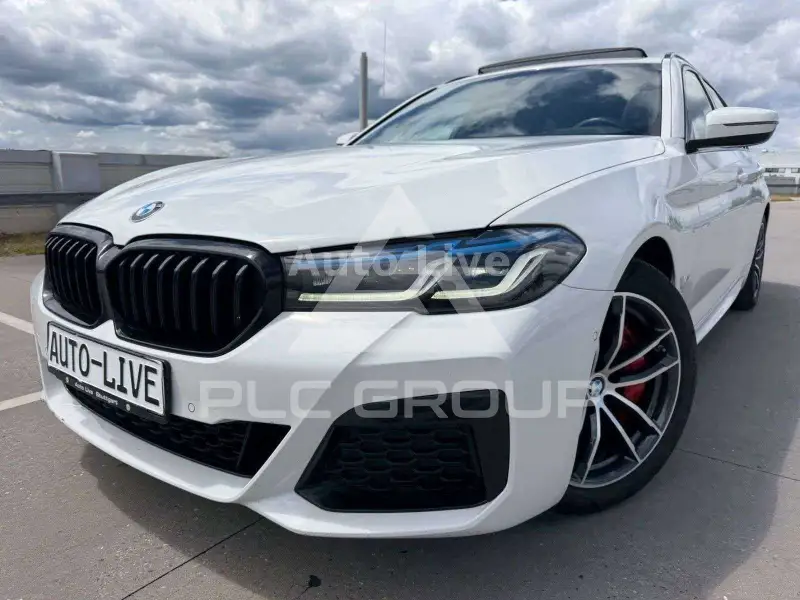 2023 BMW 520