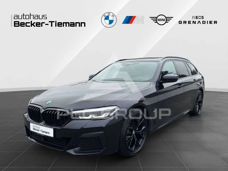 2023 BMW 520