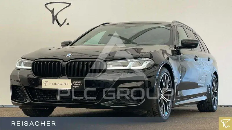 2023 BMW 520