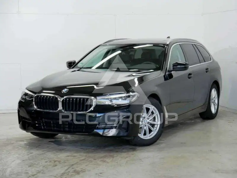 2023 BMW 520