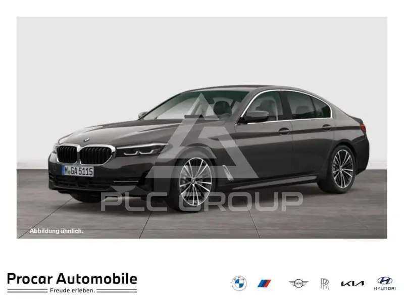 2023 BMW 520