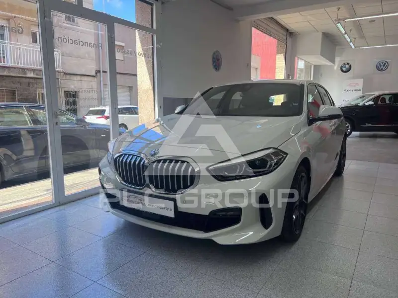 2023 BMW 116