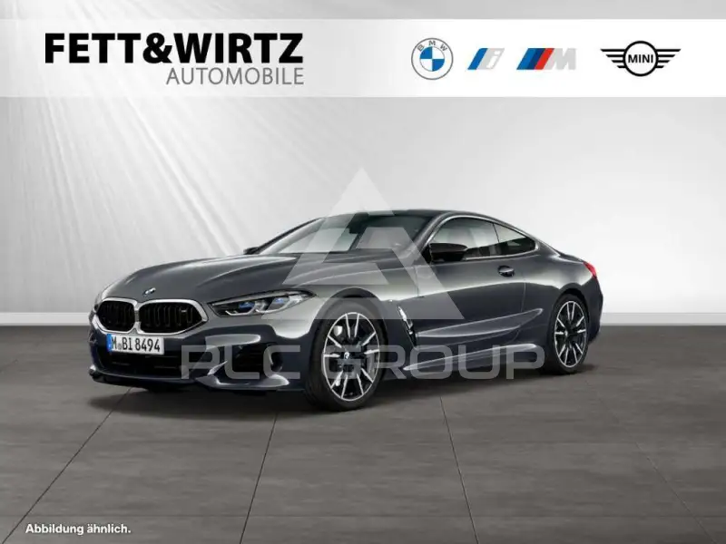 2023 BMW M8