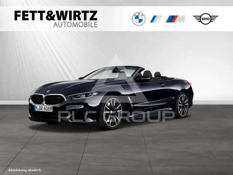 2023 BMW M8