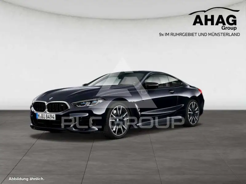 2023 BMW M8
