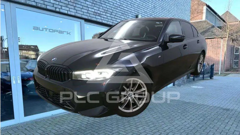 2023 BMW 318