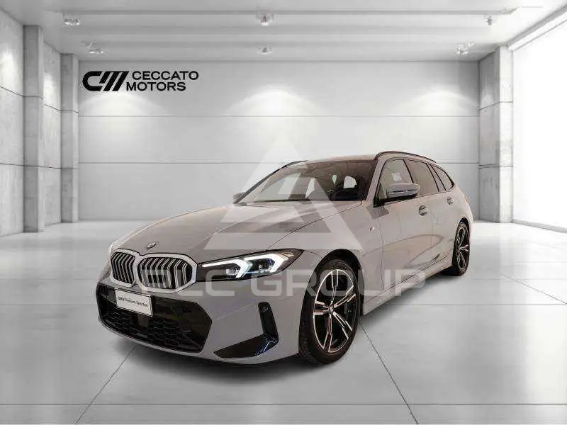 2023 BMW 318