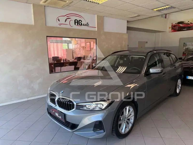 2023 BMW 318
