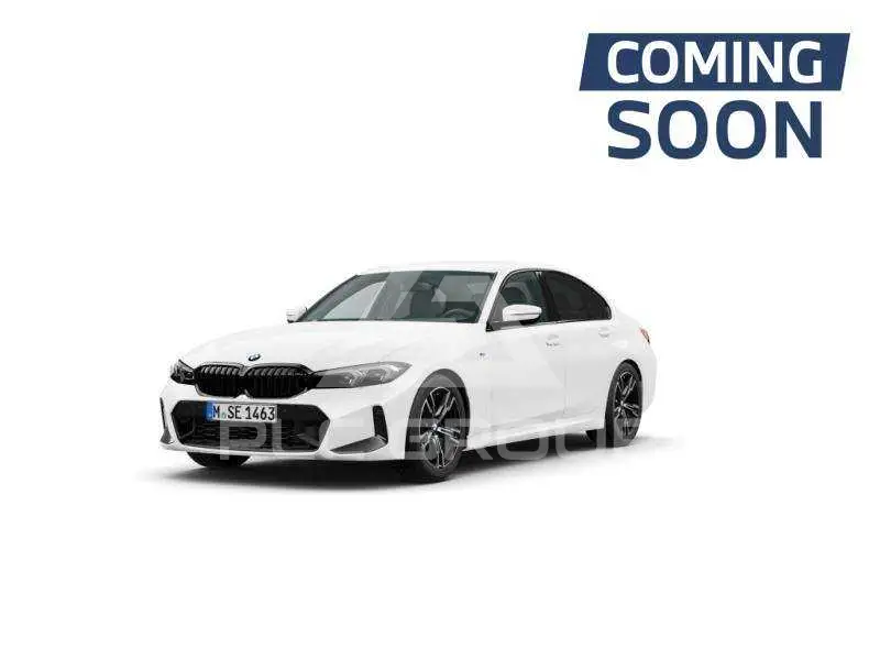 2023 BMW 318