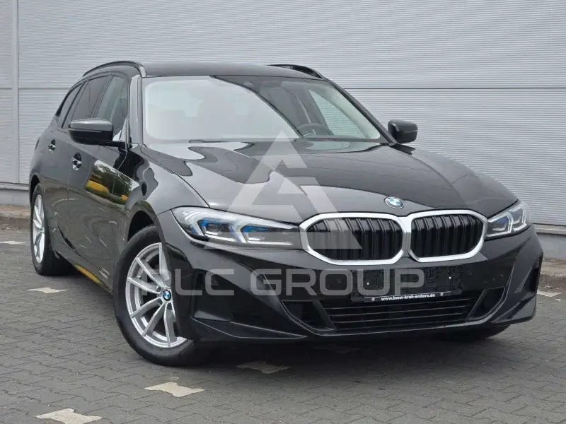 2023 BMW 318