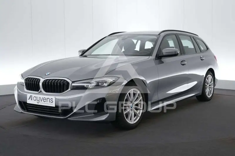 2023 BMW 318