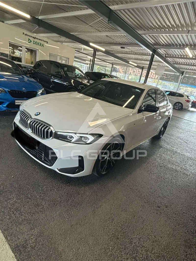 2023 BMW 318