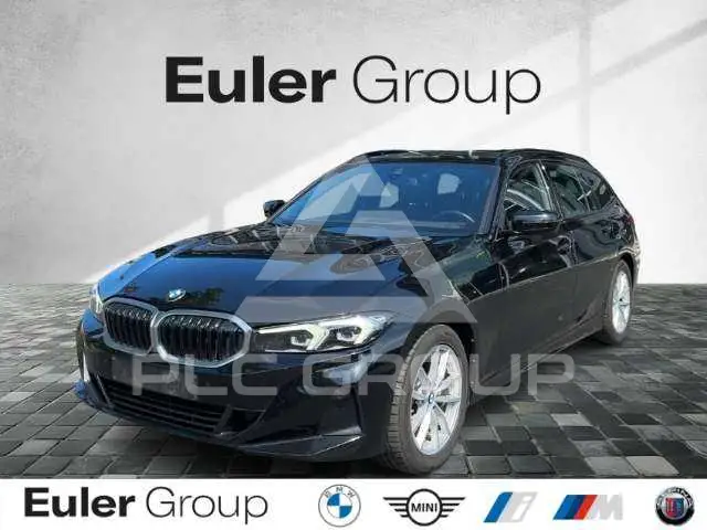2023 BMW 318