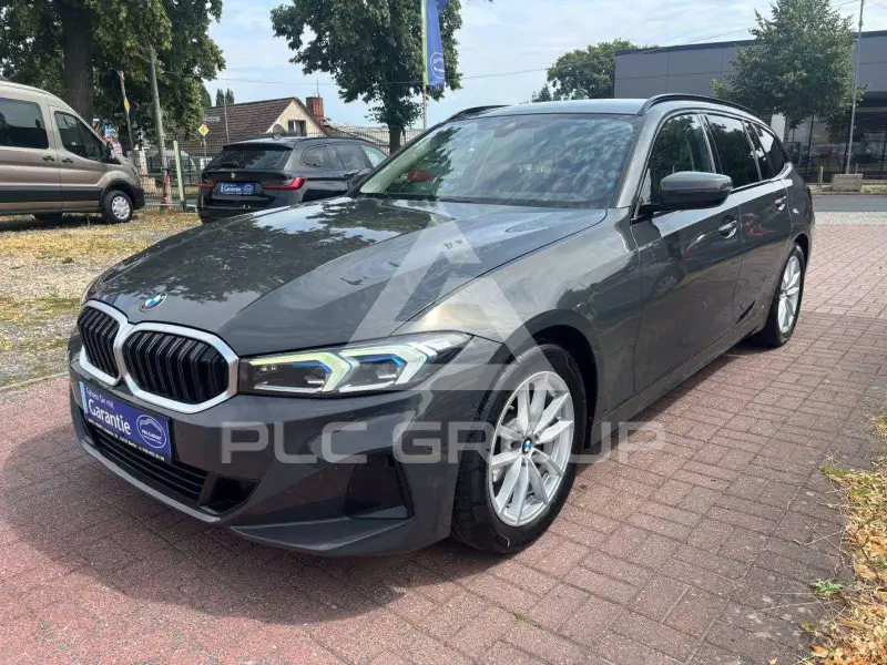 2023 BMW 318