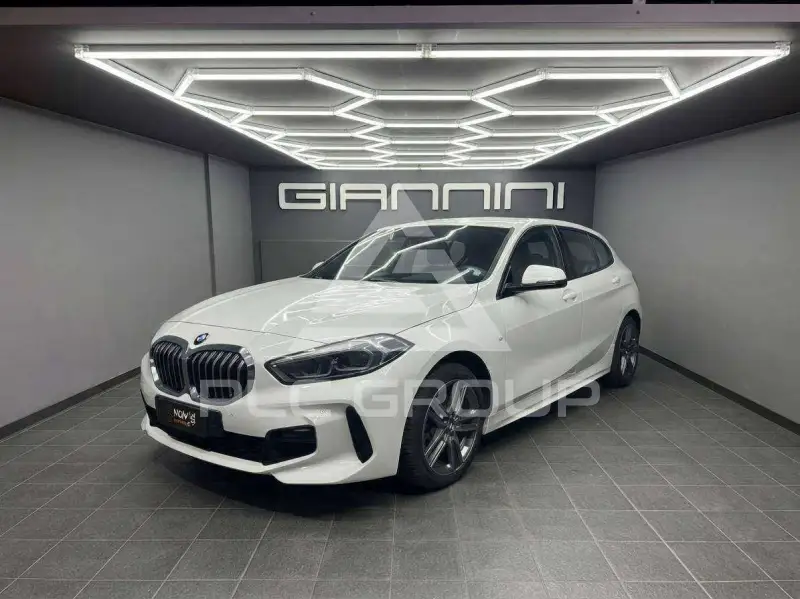 2023 BMW 118