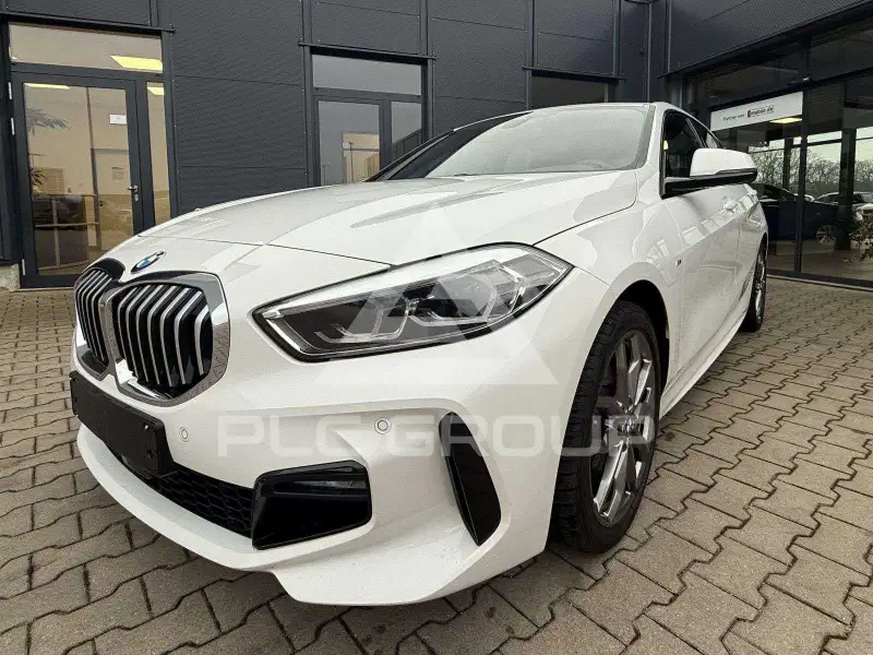 2023 BMW 118