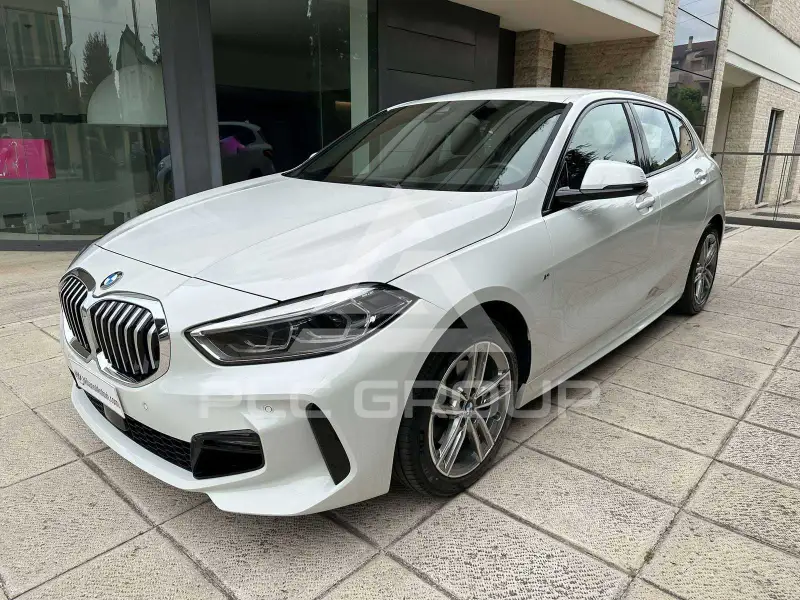 2023 BMW 118